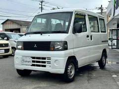 Mitsubishi Minicab Van
