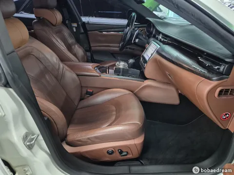 Maserati Quattroporte