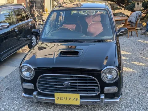 Daihatsu Mira Gino