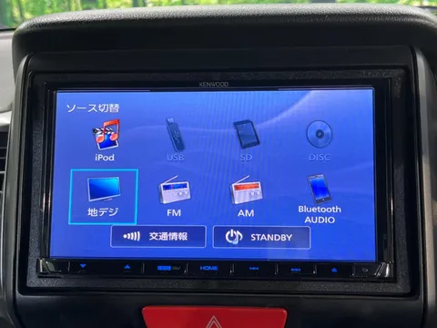 Honda N-BOX Slash