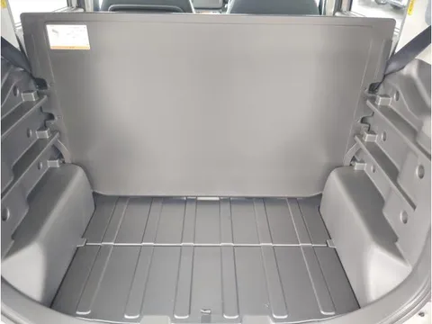 Suzuki Spacia Base