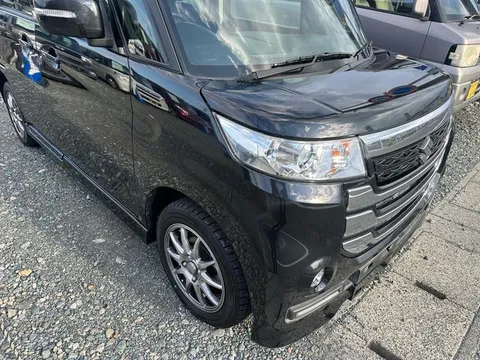 Suzuki Spacia Custom Z