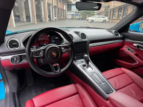 Porsche 718