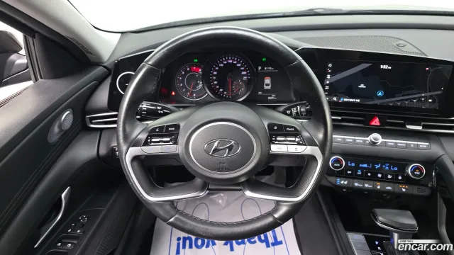 Hyundai Elantra (Avante)