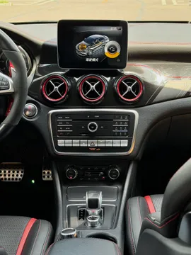 Mercedes-Benz Mercedes-Benz CLA