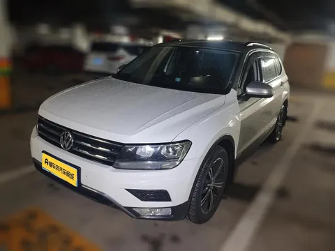 Volkswagen Tiguan L