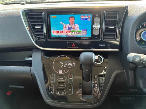 Mitsubishi eK Space Custom