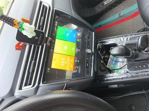 Roewe i5