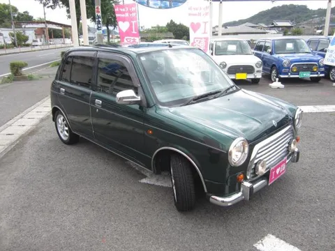 Daihatsu Mira Gino
