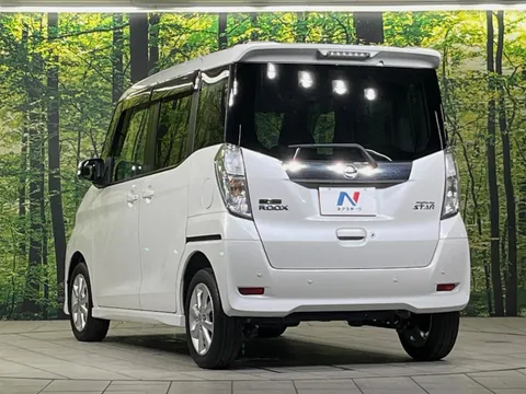 Nissan Dayz Roox