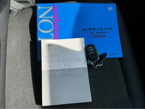 Honda N-BOX Custom