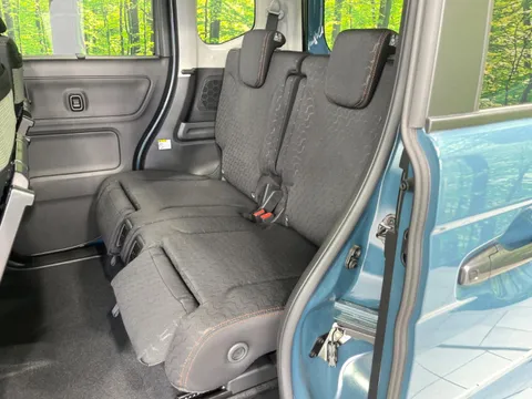 Suzuki Spacia Gear