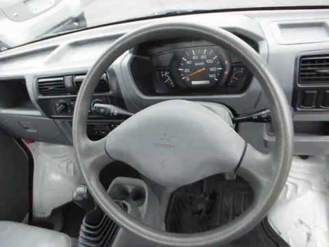 Mitsubishi Minicab Truck