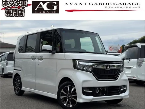 Honda N-BOX Custom