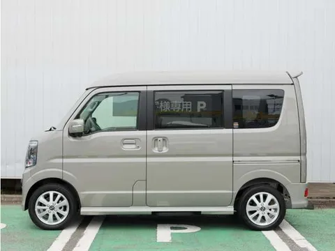 Nissan Clipper Rio