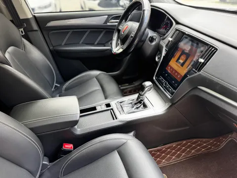 Roewe RX5