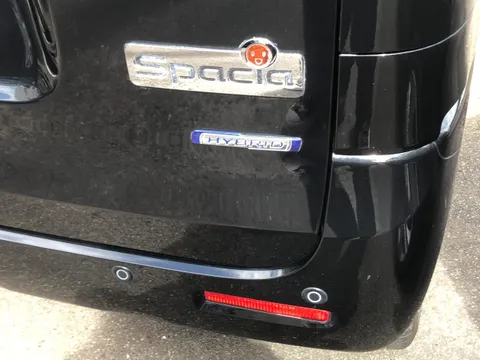 Suzuki Spacia
