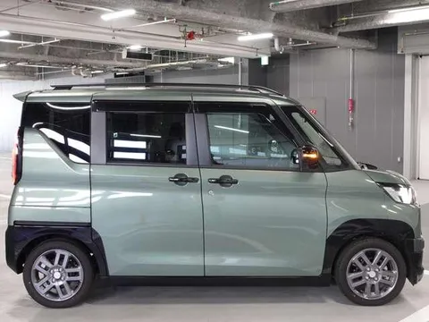 Mitsubishi Delica Mini
