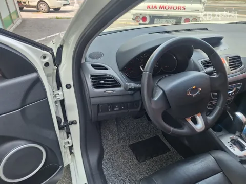 Renault SM3