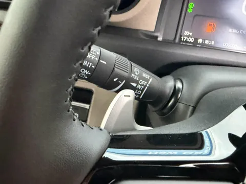 Honda N-BOX Joy