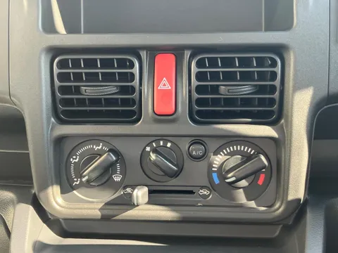 Nissan Clipper Truck