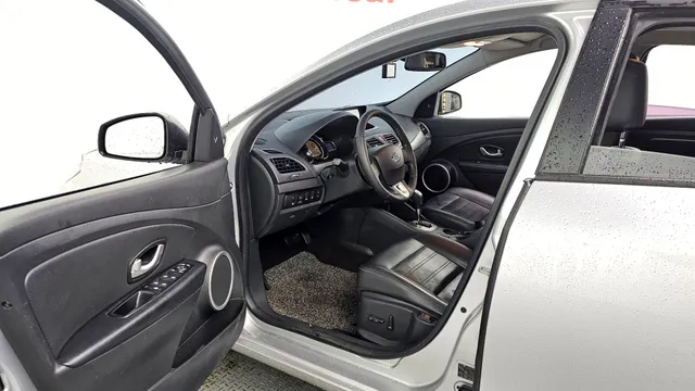Renault SM3
