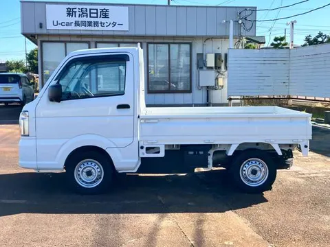 Nissan Clipper Truck