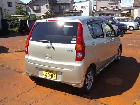 Daihatsu Mira