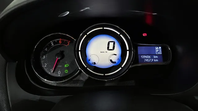Renault SM3