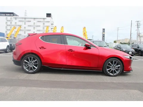 Mazda MAZDA3 Fastback