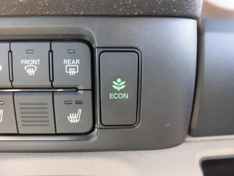 Honda N-BOX Joy