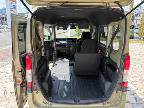 Honda N-VAN Plus Style