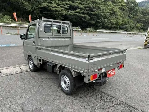 Nissan Clipper Truck