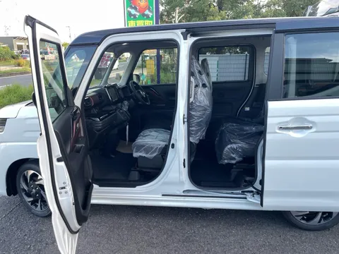 Suzuki Spacia Custom
