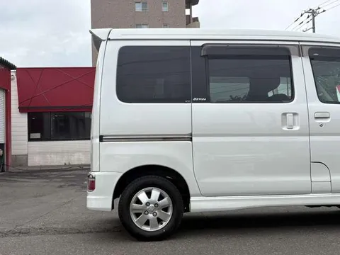 Daihatsu Atrai Wagon