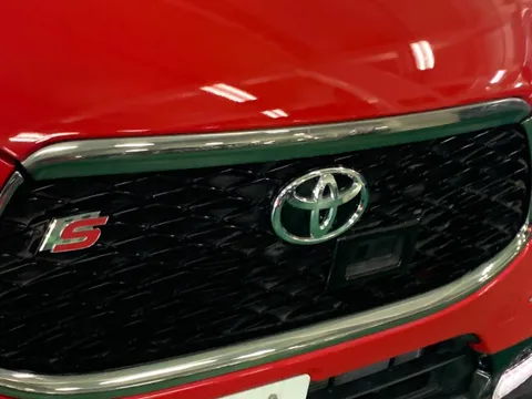 Toyota Pixis Joy