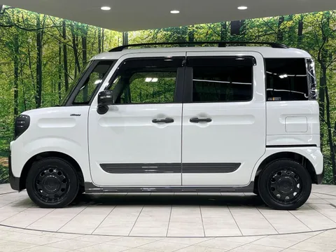 Suzuki Spacia Gear
