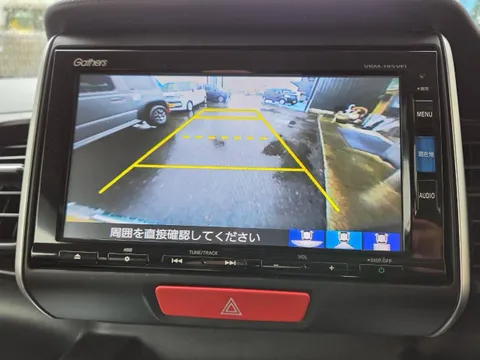 Honda N-BOX Slash
