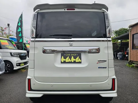 Suzuki Spacia Custom