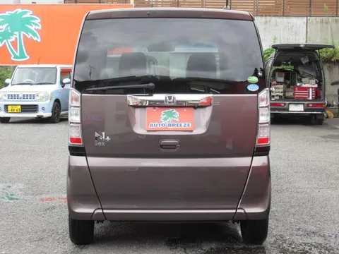 Honda N-BOX Plus