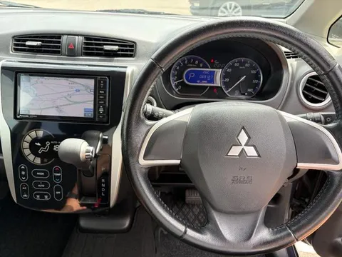 Mitsubishi eK Custom