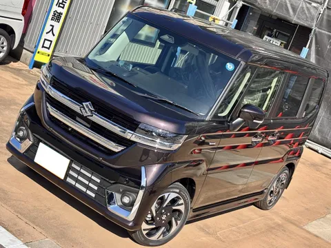 Suzuki Spacia