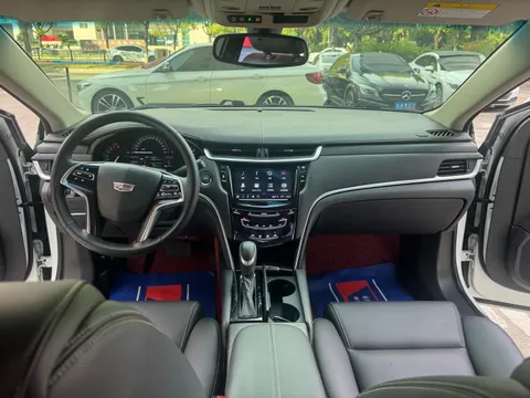 Cadillac XTS