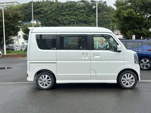 Nissan Clipper Rio