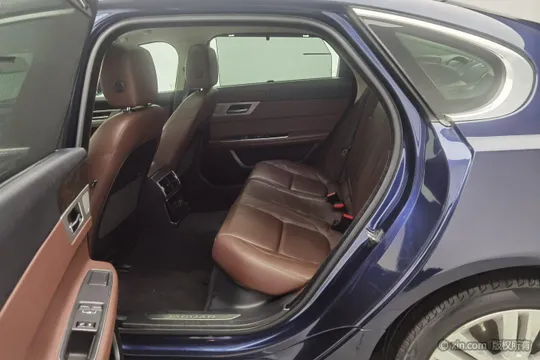 Jaguar XFL