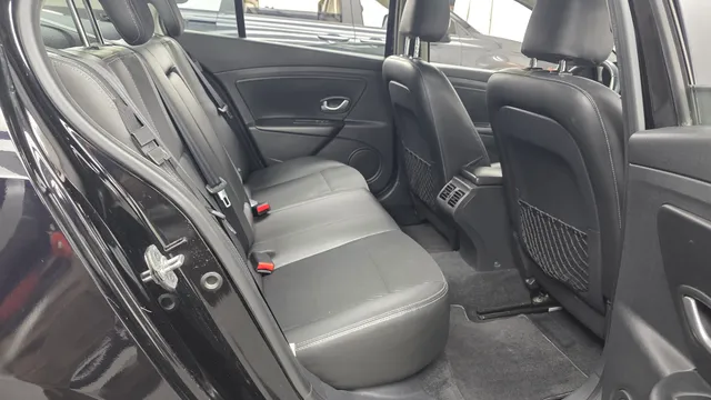 Renault SM3