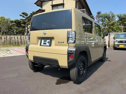 Daihatsu Taft