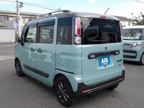 Suzuki Spacia Gear