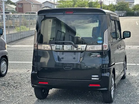 Suzuki Spacia Custom Z