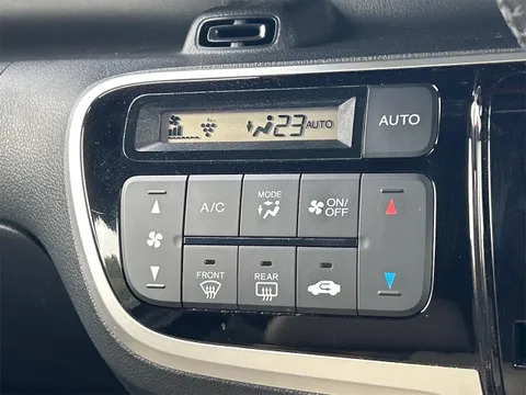 Honda N-BOX Slash